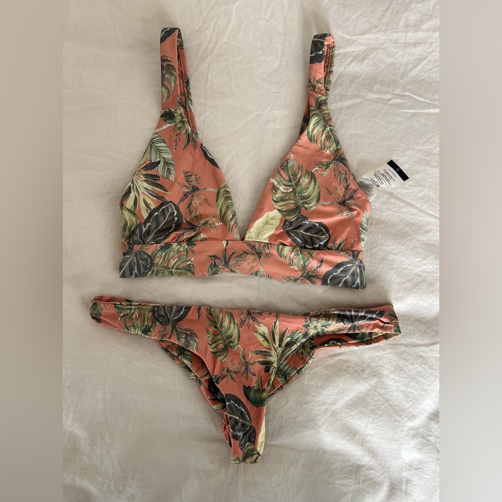 Boys & Arrows bikini set